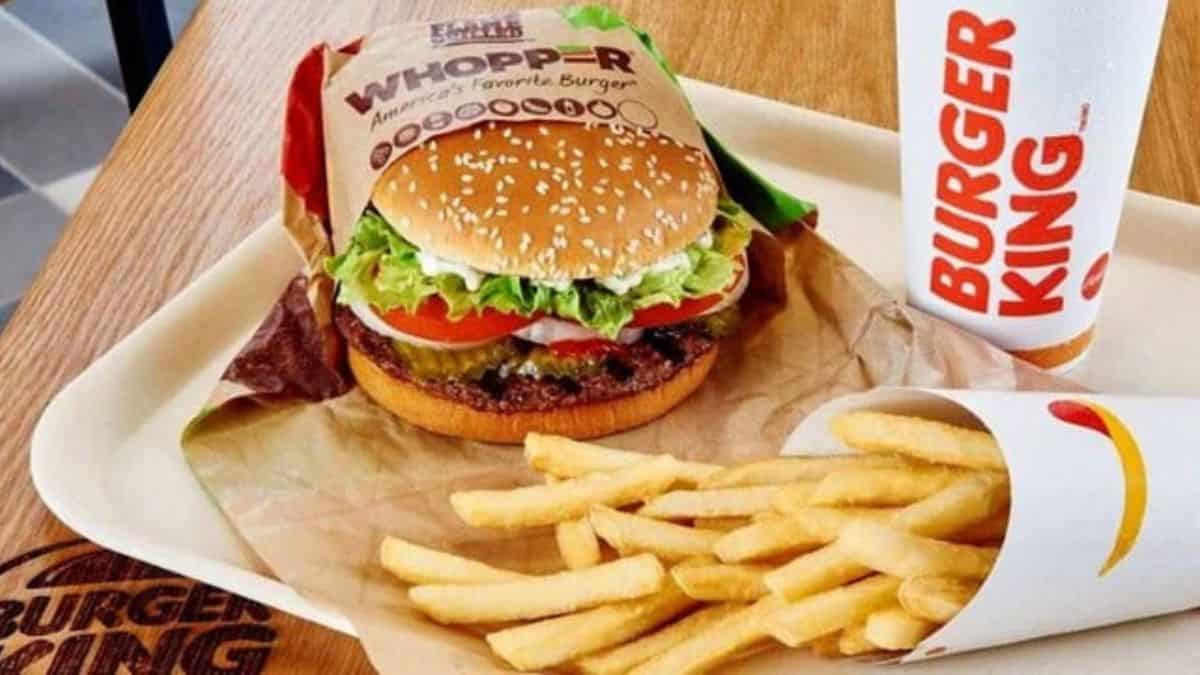 burger king lance enfin le fameux arkunir burger apres un defi fou 1200 min